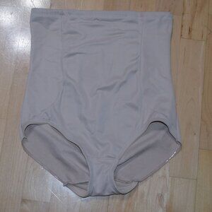 Miraclesuit Women's 2X Shape Away Extra Firm High-Waist Brief Style 2915